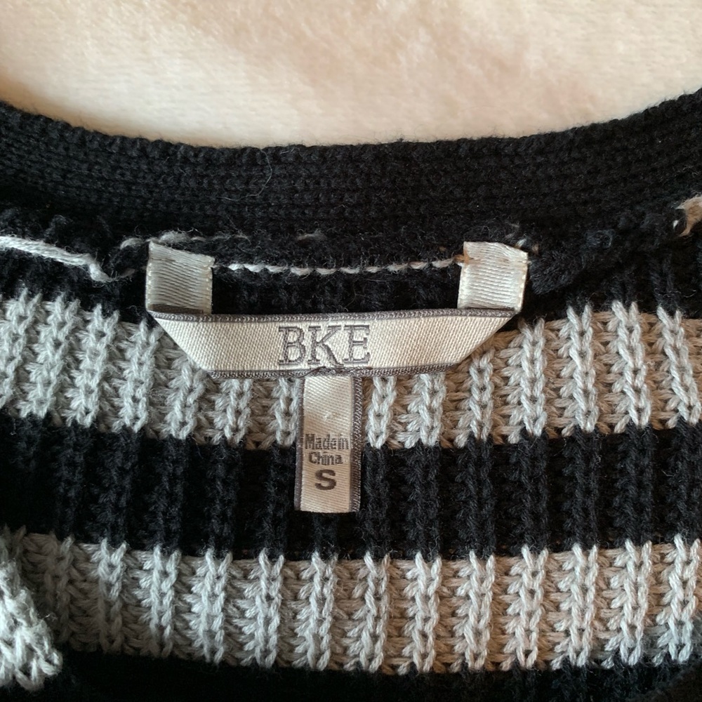 BKE Lace Up Ribbed Sweater - Picture 5 of 6